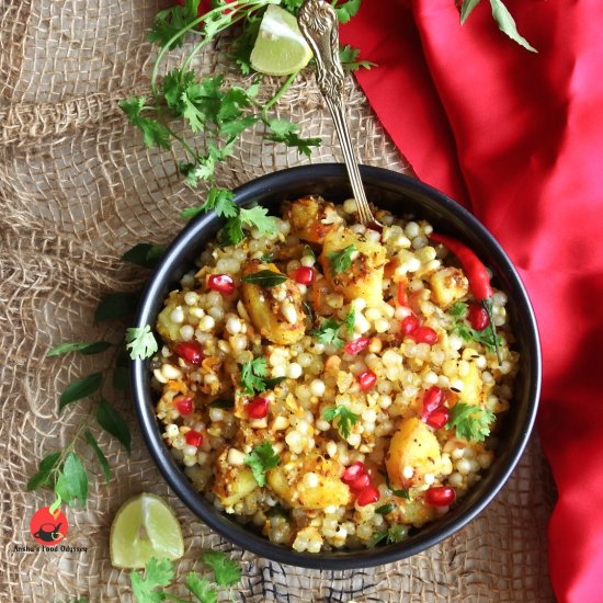 CoskeyBerry's tweet photo. Sabudana Khichdi. #indianfood #foodblogger #vegetables https://t.co/7fp3eJ6mxc https://t.co/5L7Ck2fU9Q