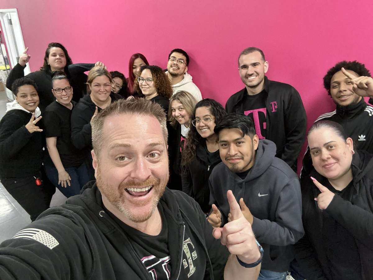 Thanks @WantMoreTeza for dropping by and spending time with our M2M transfers today in New Jersey! They are fired up and excited to create the best experience for our customers! 💯❤️#LeadershipMatters #trainingmatters