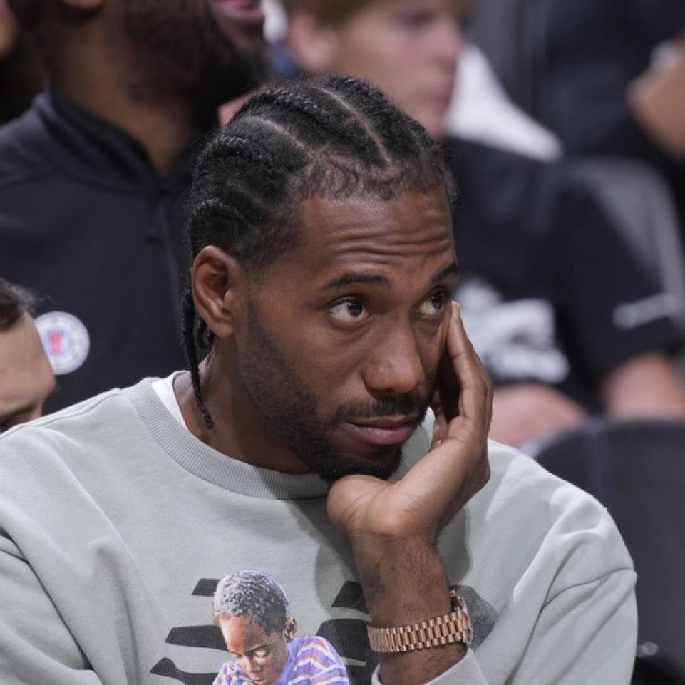 Hoopss's tweet photo. Her: “I need a man who don’t play”

Me: https://t.co/8msnM3JZnv