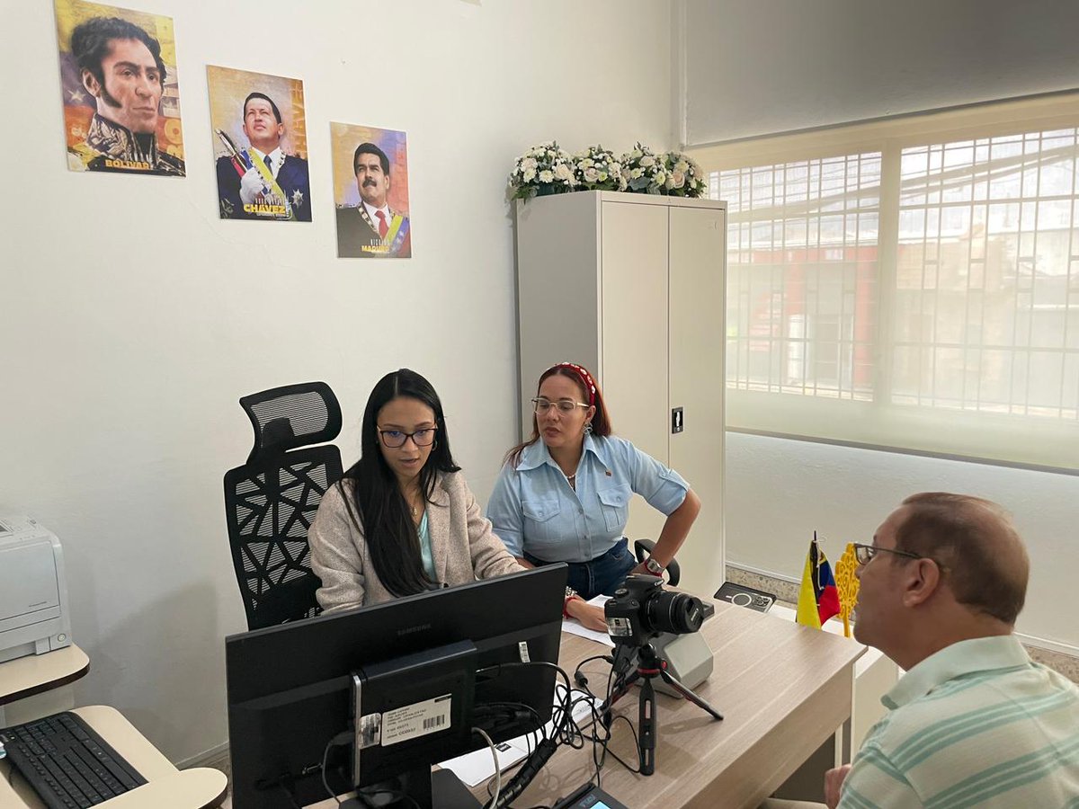 Embajada de Venezuela en Honduras tweet media