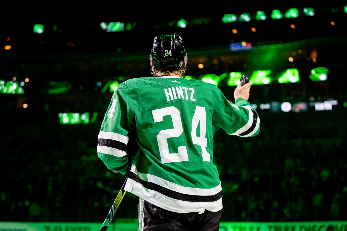 DallasStars's tweet photo. We love you, Dallas. https://t.co/Vq7XOqFJ5y