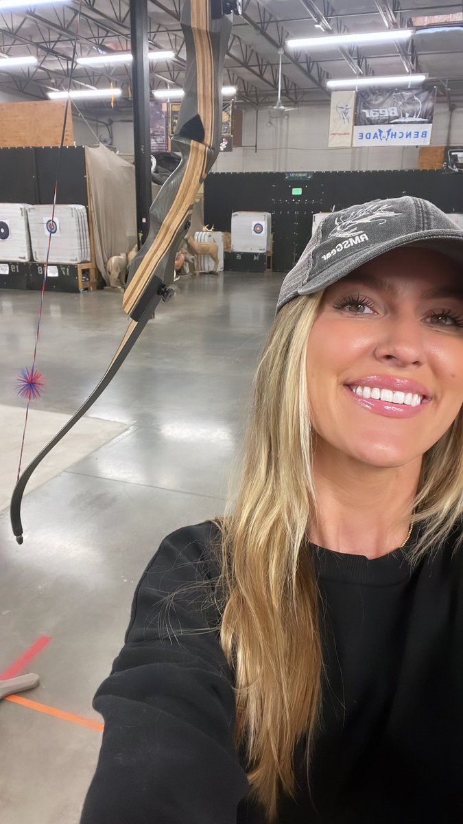 Nic_303's tweet photo. Back at my favorite spot! 🏹 #archery https://t.co/Cnj9TXprit