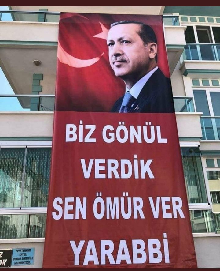 Millete hizmet yolunda kendini adamış bir vatan sevdalısı sayın başkanım #RTayyiperdoğan hakkımız helal olsun

Çok geçmiş olsun
#REİSerdoğan🇹🇷❤️🇹🇷
