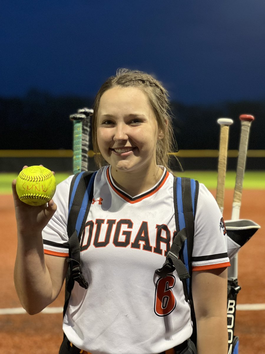 Shoutout to Emma Doleshal with a 3-run homerun in our first game tonight against ONW!