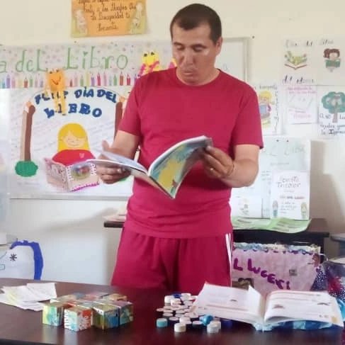 Revistas tricolor resaltando día del libro, periódico mural y radio pasillo @ZonaEducTachira <a href="/Crazet2011/">Crazet2011</a>  <a href="/especialmppe/">Dir. General de Educ. Especial</a> <a href="/ZET_GestionH/">Dpto. Gestión Humana - ZET</a> <a href="/Berzabethg1/">Berzabethgandicaoficial</a>