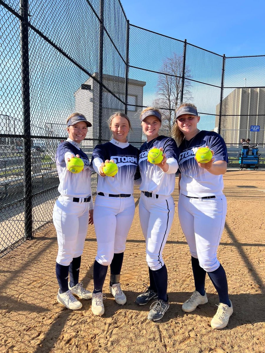 Southeast CC Softball (@sccsoftball19) on Twitter photo Fell short against <a href="/IALakesSB/">Iowa Lakes Softball</a> but these 4 ladies launched a few π£π£π£π£
Back at it tomorrow <a href="/DMACCsoftball/">DMACC Softball</a>
<a href="/briannelawver17/">Brianne Lawver</a> <a href="/ShelbySiebold/">Shelby Siebold</a> Macy Roever <a href="/jordan_tracy14/">Jordan Tracy</a> Fell short against <a href="/IALakesSB/">Iowa Lakes Softball</a> but these 4 ladies launched a few π£π£π£π£
Back at it tomorrow <a href="/DMACCsoftball/">DMACC Softball</a>
<a href="/briannelawver17/">Brianne Lawver</a> <a href="/ShelbySiebold/">Shelby Siebold</a> Macy Roever <a href="/jordan_tracy14/">Jordan Tracy</a>