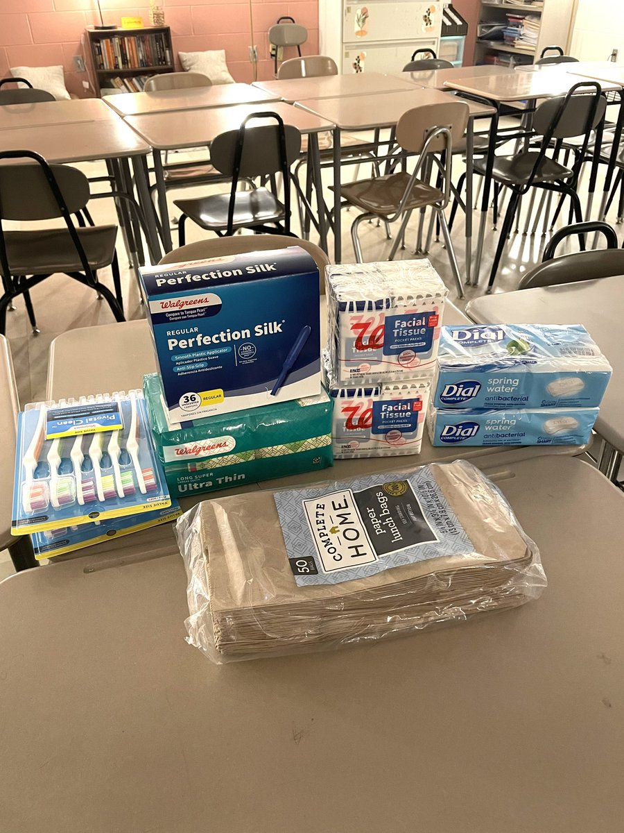 LobosInteract's tweet photo. Creating feminine hygiene goodie bags for women’s shelter!! 🧼🪥 https://t.co/0hSZOgHhs5