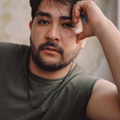 alexdeanda7's tweet photo. #NewProfilePic https://t.co/HI07l2UeaA