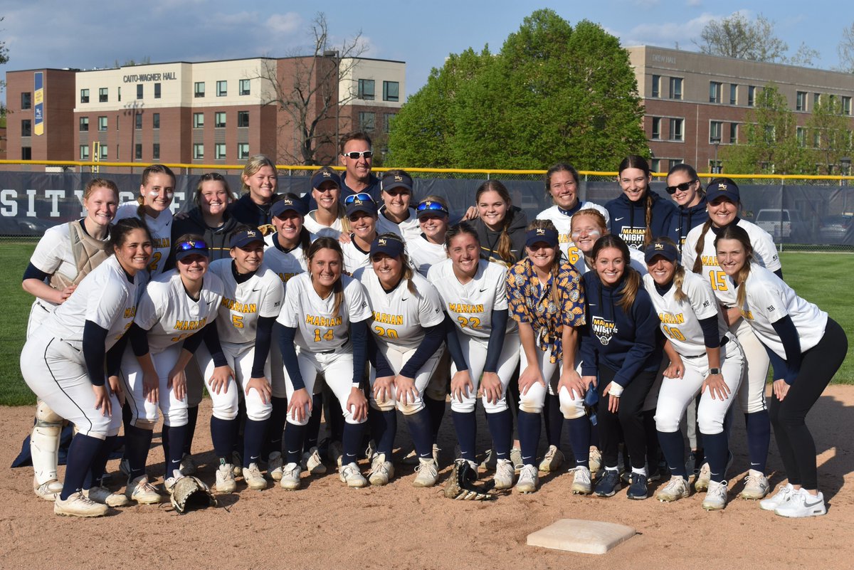 After the sweep of #25 Mt. Vernon Nazarene, <a href="/MarianKnightsSB/">Marian Softball</a> has won their ninth Crossroads League Regular Season Championship!! 🏆