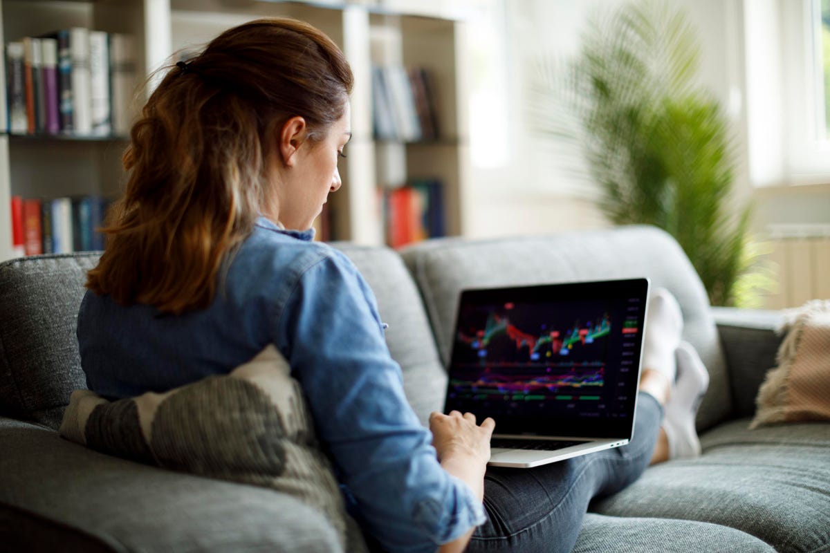 Forbes's tweet photo. High Interest Rates Can Be A Golden Opportunity For Beginning Investors https://t.co/5ypOKgH6C4 https://t.co/XTob9XHIgx