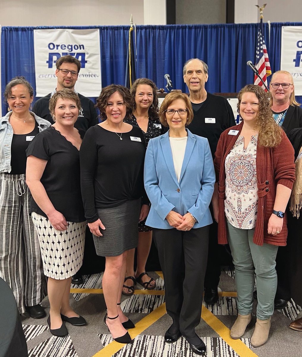 Lisa Kensel tweet media