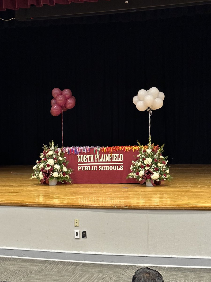 Inducting over 100 new members into our World Language Honor Society tonight! #languageismysuperpower ⁦@nplain_schools⁩ ⁦<a href="/NPHS_Canucks/">North Plainfield HS</a>⁩ ⁦<a href="/FLENJ/">FLENJ</a>⁩