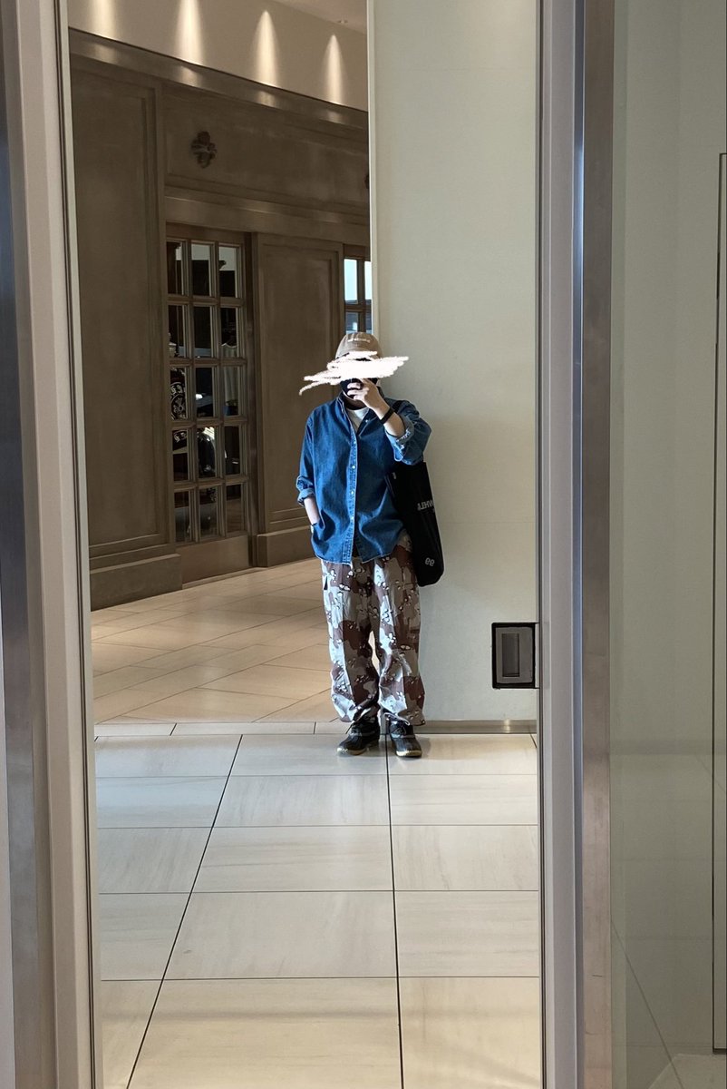 takachijin's tweet photo. <ある日の服装88>
21℃☔️
#therecreationstore
#apresse
#beamsjapan
#LLBean
#hermes
#tomwood
#loopwheelernike https://t.co/N6vF2dDb84