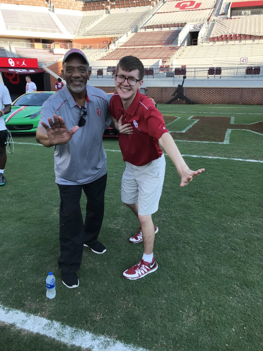 @RealBillySims @K1 @HeismanTrophy @CoachBobStoops @bakermayfield @OU_Alumni @OU_Football @OUBarstool @OUnation @OU_Athletics It was nice I got to see you Billy! You’re the best!!!!!!