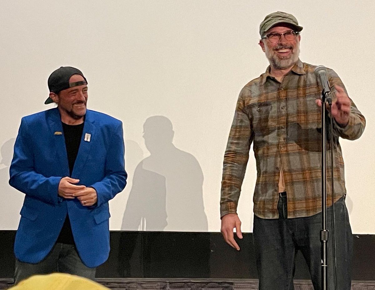 TheMadDogDave's tweet photo. Watched #chasingamy w/ @thatkevinsmith &amp; Jason Lee at @SmodCinemas. Got to tell Kevin I am jealous of him owning a movie theater. I love what he is doing with it. It’s been my dream to do something similar, It’s awesome &amp; inspiring to see it work. Maybe one day… #MadDogCinemas https://t.co/xUmKA8pzmr
