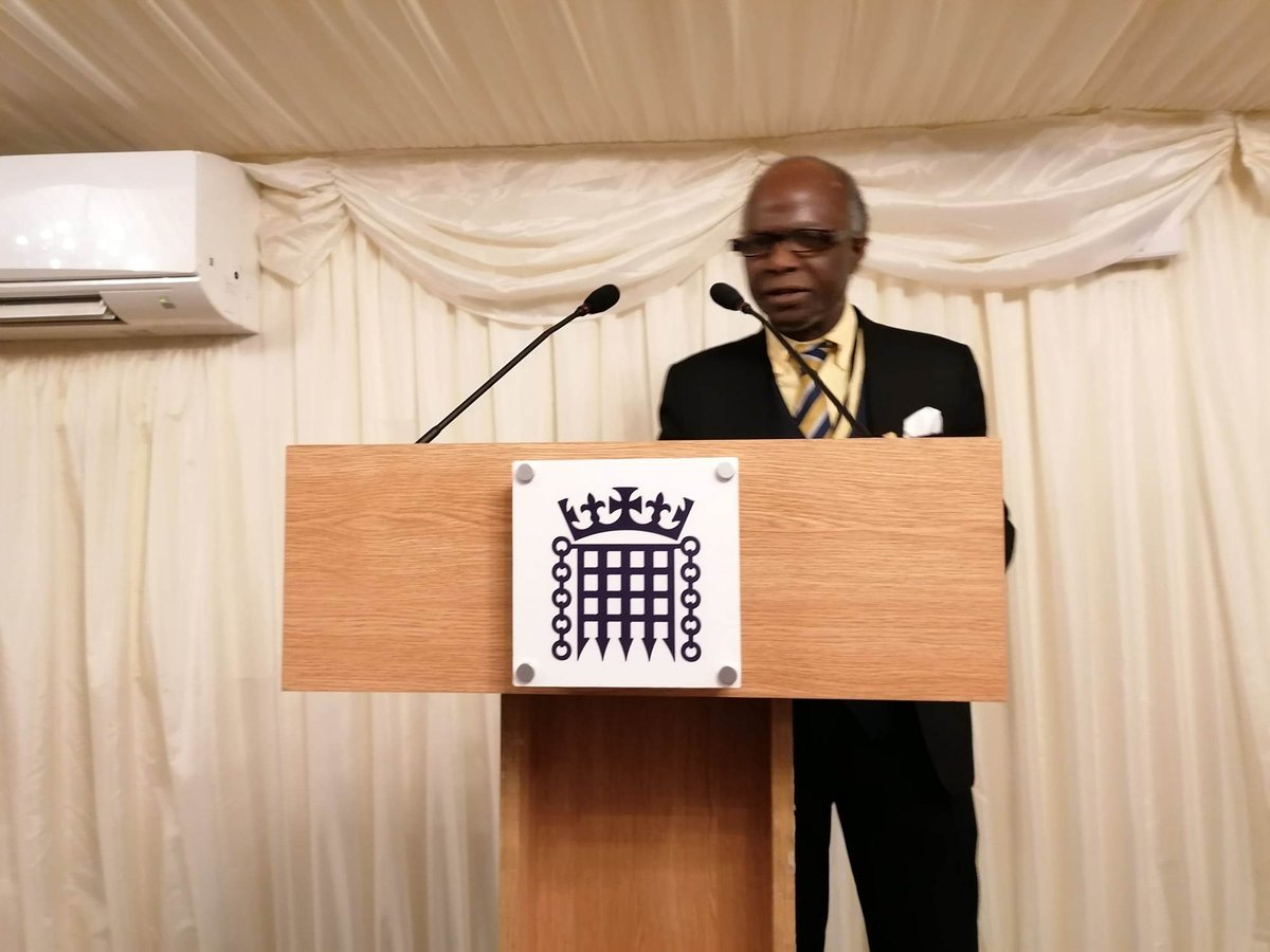 ChrisImafidon's tweet image. Loading..... 1001 reasons why I signed the #PauseAI open letter. #LawAndTech #AITrends #AILaws #AIPause #FutureTech #TomorrowTech