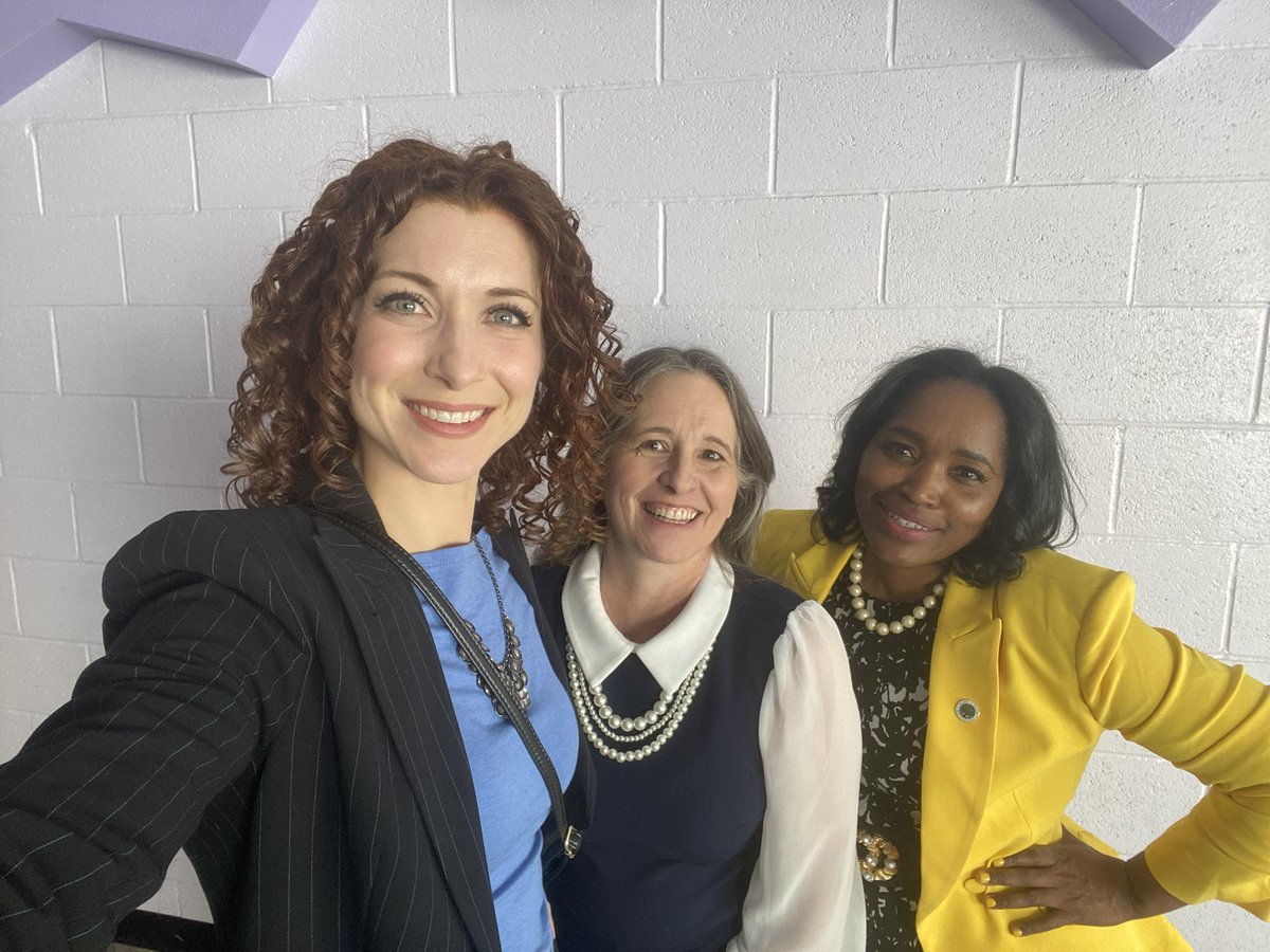 Elizabeth Callahan tweet media