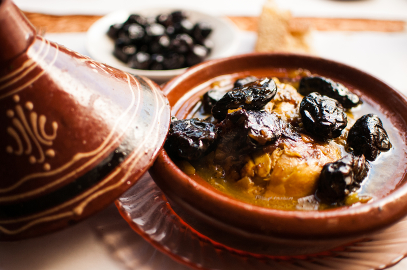 Taste of Moroccan Heaven: A Closer Look at Tajine - daily-choices.com/like_361445/ #tajine #moroccan #tasty
