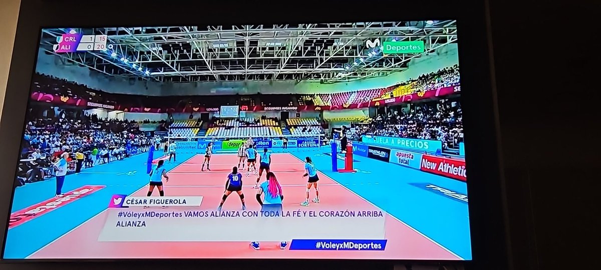 ale_2152's tweet photo. Disfrutando de una grandiosa final!!! #VamosRegatas!! 🙌🙌🙌 #VoleyxMDeportes @danifernandezva @BonattiDi https://t.co/k1TIXsZGOL