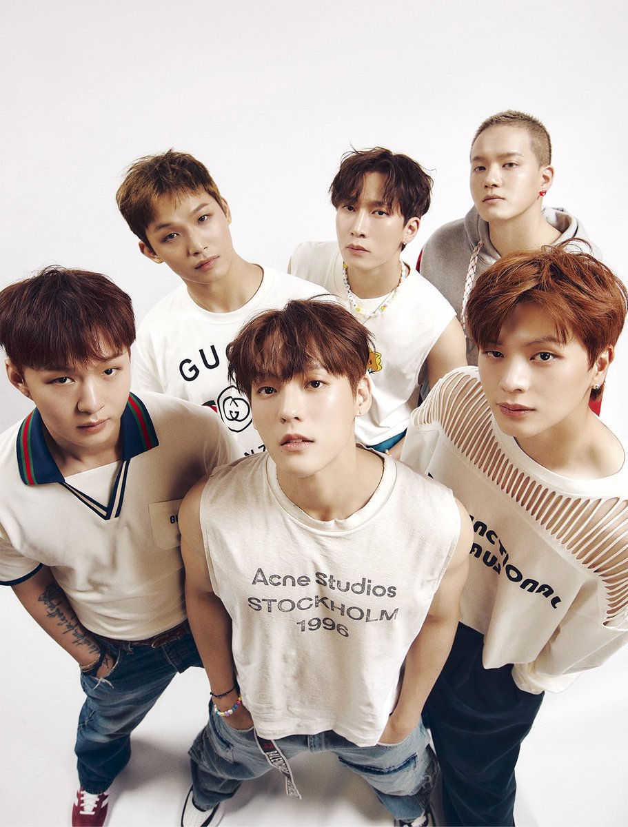 Melody_Boice_'s tweet photo. Aproveitando que agora eu acho que ficou claro que essa conta é para falar do BTOB, passando pra dizer que estou APAIXONADA nesse conceito 🥹🥹🥹 Não tive tempo de surtar como eu queria então tô falando agora 😆😆😆😆💙💙💙

#비투비 #BTOB @OFFICIALBTOB https://t.co/9WnGNzAeSn