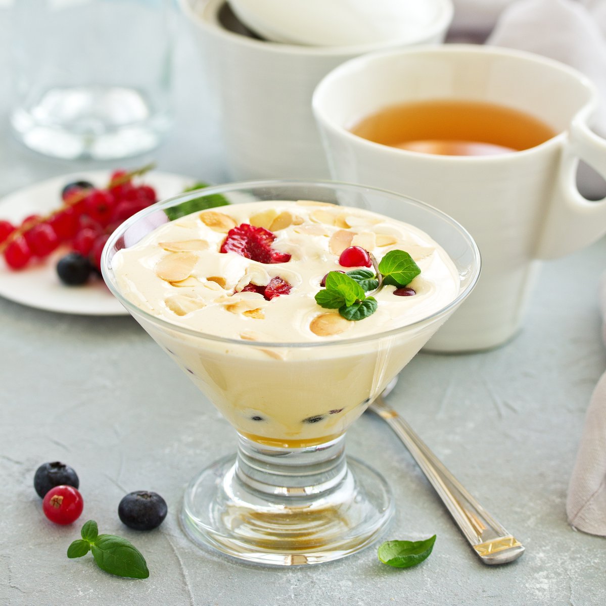 No Italian meal worth its salt would be properly ended without a little dolce to complete the pleasure. This Champagne Zabaglione Parfait is at once rich and light.

blog.sousvidesupreme.com/2011/06/champa…