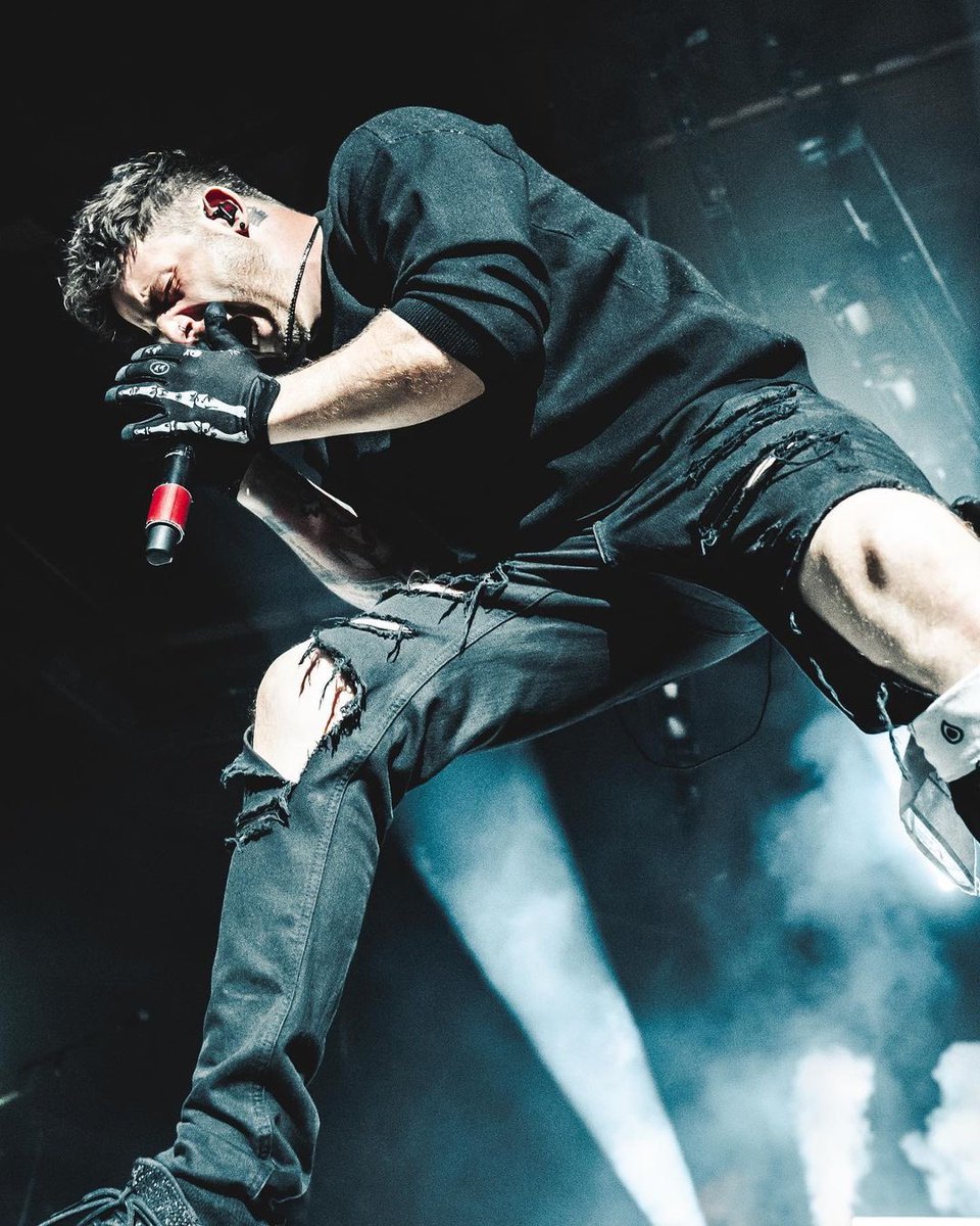 BetterNoise's tweet photo. Hell yeah! Who’s seen @FromAshestoNew on the #RevolutionsTour with #Shinedown? #BlackOut #HateMeToo https://t.co/pLj5Yospeo