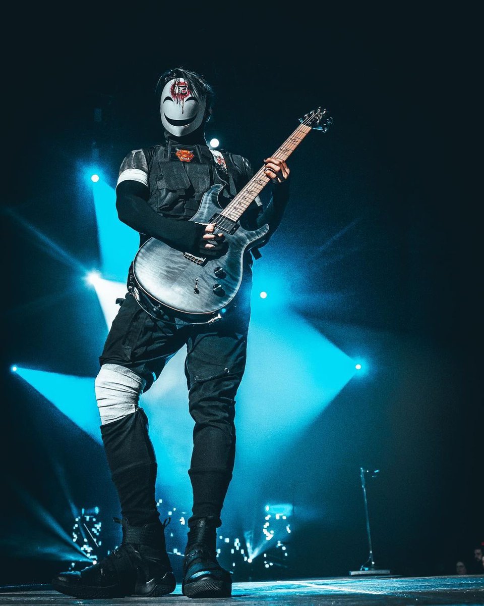 BetterNoise's tweet photo. Hell yeah! Who’s seen @FromAshestoNew on the #RevolutionsTour with #Shinedown? #BlackOut #HateMeToo https://t.co/pLj5Yospeo