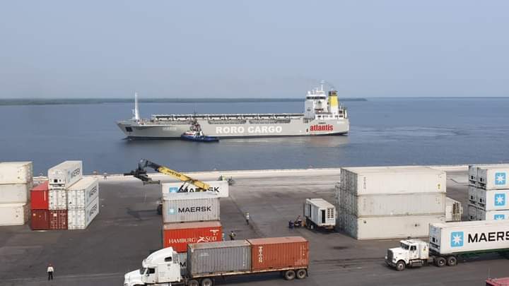 LaSandino's tweet image. #AlDía || Llegan los nuevos buses rusos a Puerto #Corinto #Chinandega. 

Los cuáles serán destinados a diferentes departamentos del país  

#2023JuntosVamosAdelante 
#Nicaragua