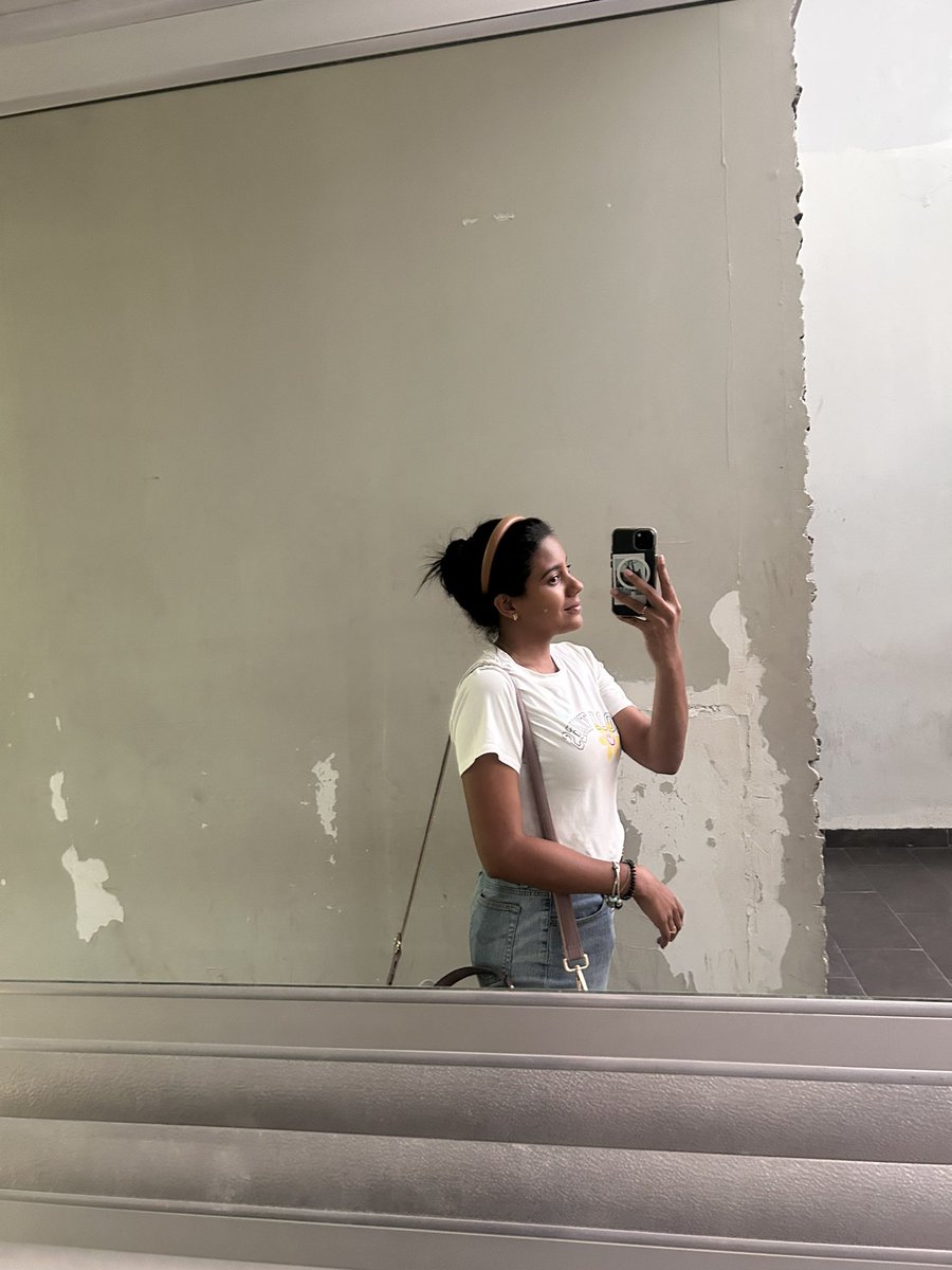 Licjamila_'s tweet image. Greñita light🫡 #WorkDone