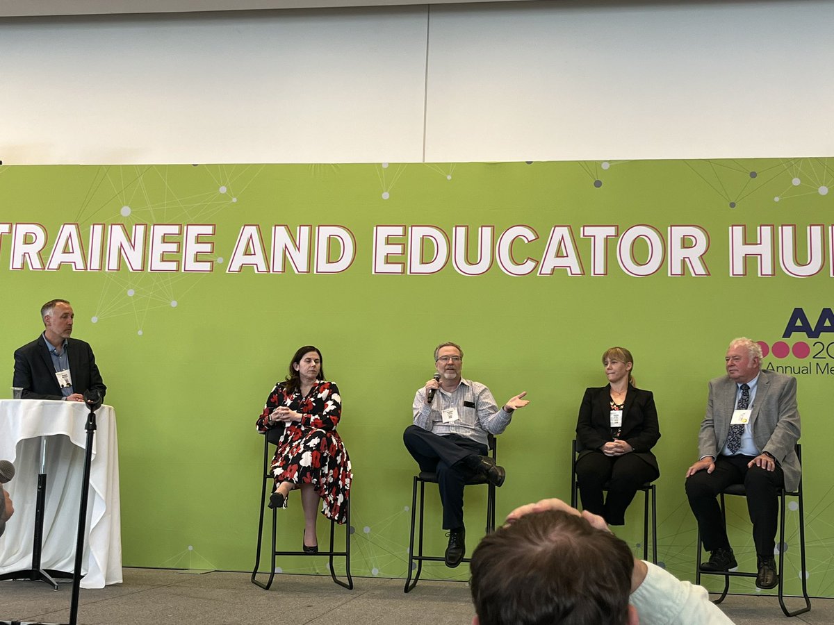 VincentyAshley's tweet photo. Day 3 update: better late than never. Had the opportunity to learn a little about nutrition in Neurology, General Neurology, explore the exhibit hall and continue networking. Some wonderful opportunities in the horizon for sure!

#AANAM @AANmember @AnaPouletteNG https://t.co/1aSgEp13BM