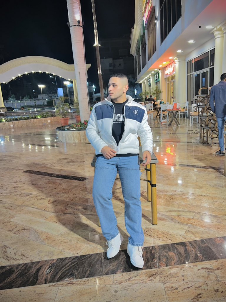 ZANISTAA's tweet photo. #NewProfilePic 🤍✨ https://t.co/Kk0fET0Meg