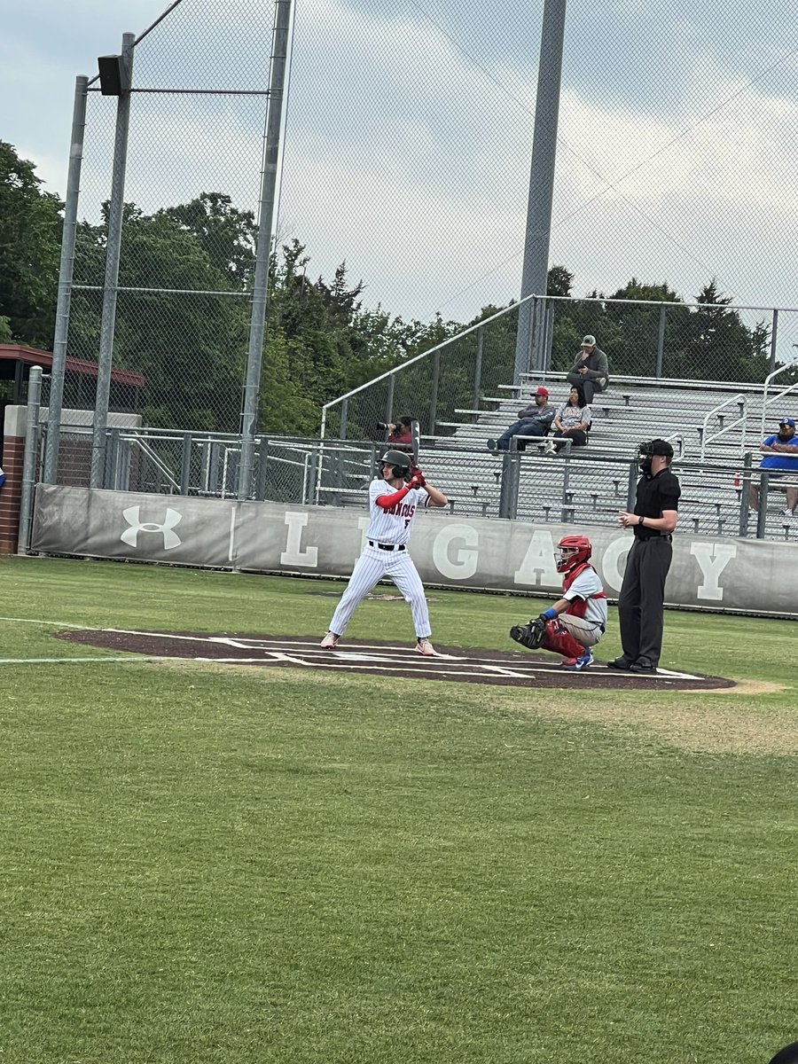 CoachJTII's tweet photo. Found some time to check out my senior QB and the rest of @legacybaseball9 as they take on Duncanville. https://t.co/33qpNxrsjl