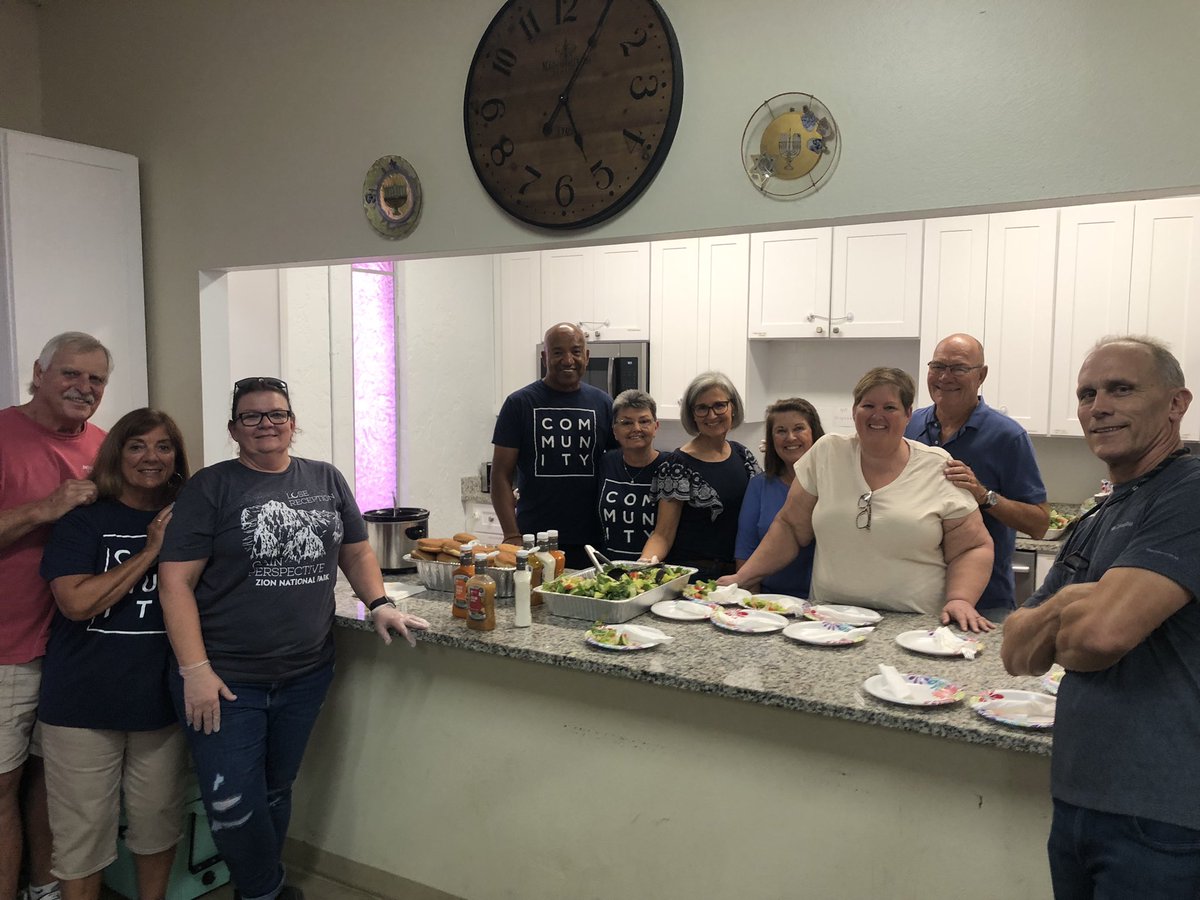 DonnaPuhalovich's tweet photo. A wonderful group of volunteers fed a wonderful group of families at Visible Men’s Academy as part of the family connection through #SuncoastRemakeDays due to the generosity of @ThePattersonFdn. @SuncoastCGLR #TPFAspire https://t.co/kzDoUDE7Od
