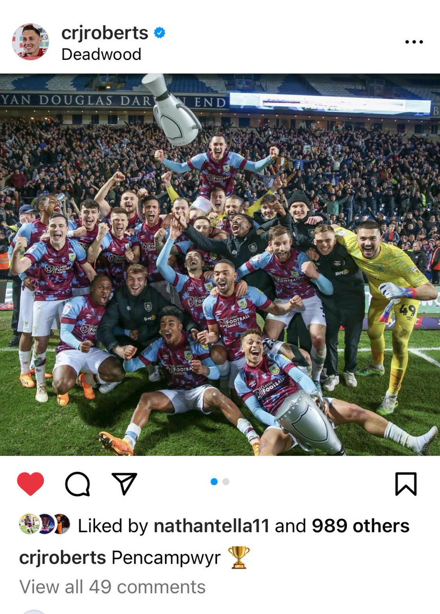 Claret&Blue. 🌻 tweet media