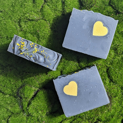 lovePGHshop's tweet image. New Maker We Love: EmTree Bath and Body. #lovepittsburghshop #championsoflocal #pghmade #madeinpgh #lovepgh buff.ly/3mNr4qV