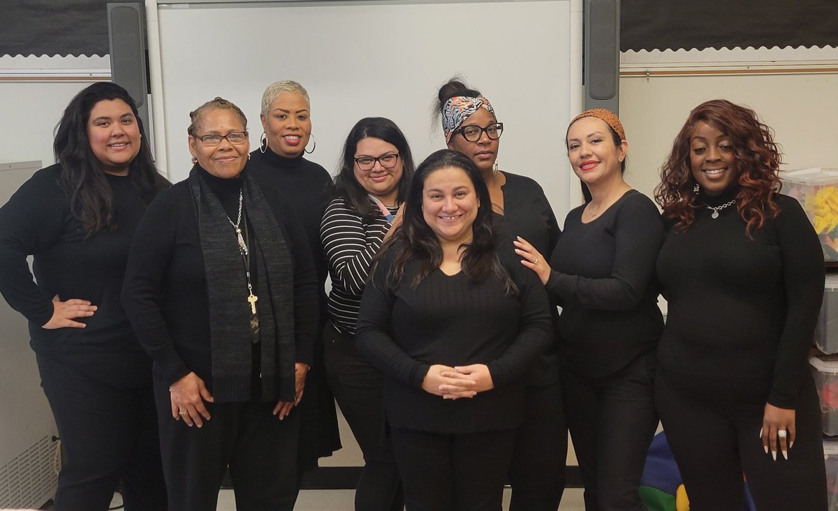Madame_CEO (@wellsdkim) on Twitter photo This week is Wraparound Specialist Appreciation Week. I am grateful to lead these R.I.S.E. Specialists who are caring, compassionate, and committed. Thank you for all you do. Students & families are better because of you! 🫶
<a href="/Dra_CastilloC/">Candice Castillo, Ed.D.</a> <a href="/KhalilahRhone/">Khalilah Campbell -Rhone</a> <a href="/p_chavera/">Priscilla Chavera🌻❤️</a> <a href="/DrUyenTieu/">Uyen Tieu</a> This week is Wraparound Specialist Appreciation Week. I am grateful to lead these R.I.S.E. Specialists who are caring, compassionate, and committed. Thank you for all you do. Students & families are better because of you! 🫶
<a href="/Dra_CastilloC/">Candice Castillo, Ed.D.</a> <a href="/KhalilahRhone/">Khalilah Campbell -Rhone</a> <a href="/p_chavera/">Priscilla Chavera🌻❤️</a> <a href="/DrUyenTieu/">Uyen Tieu</a>