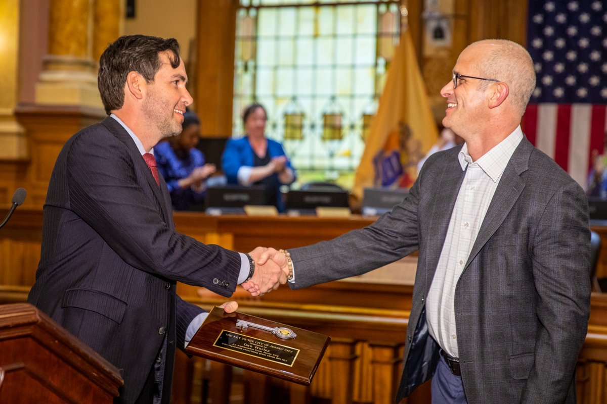 UConnMBB's tweet image. Our guy with the Key to Jersey City 🔑😎

#HU5KIES