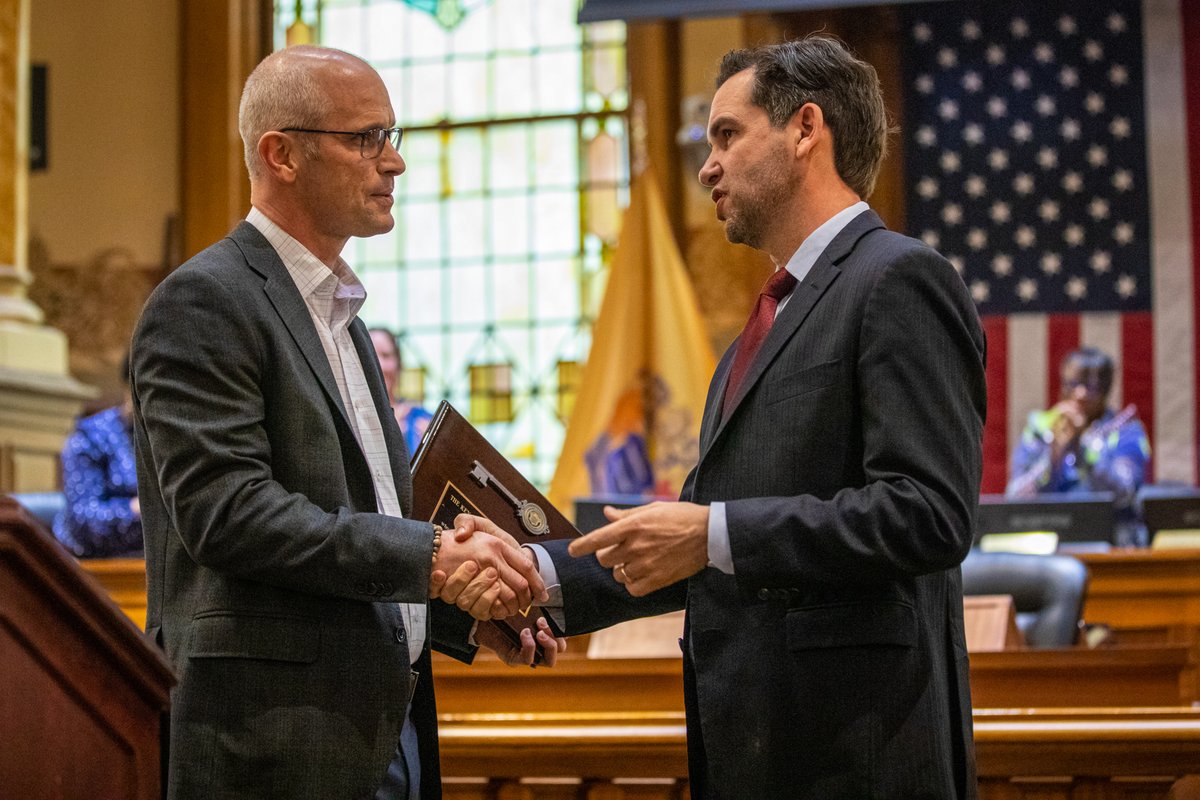 UConnMBB's tweet image. Our guy with the Key to Jersey City 🔑😎

#HU5KIES