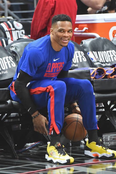 Hoopss's tweet photo. if Russell Westbrook drops 30+ PTS tonight I'll give someone who likes this tweet $1000.

Must be following. https://t.co/B6dh5VOKQV