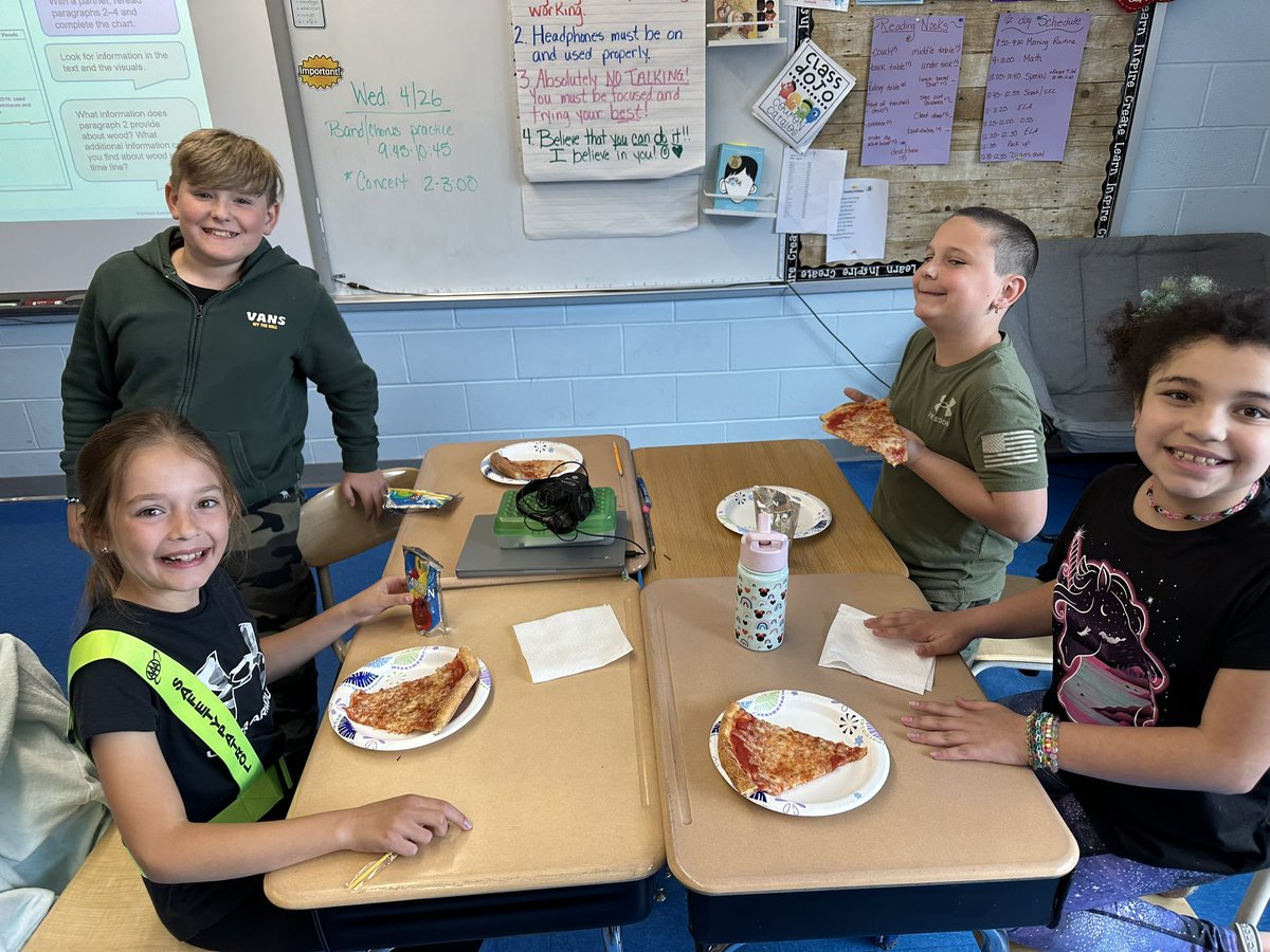 Pizza party for being the winning class of 4th grade raising the most money for the Raise Craze fundraiser! Thank you to our awesome PTA, we enjoyed every last bite!! 🍕🤩 @BarnegatElemPTA
