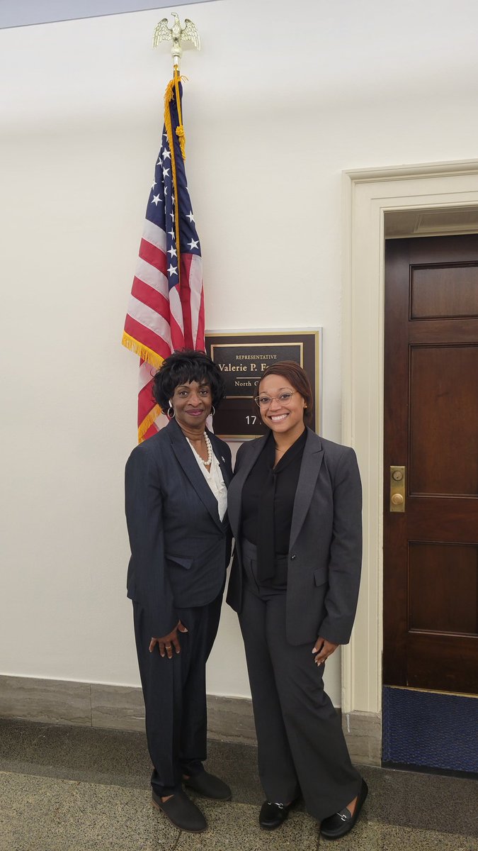 Tira L. Beckham tweet media