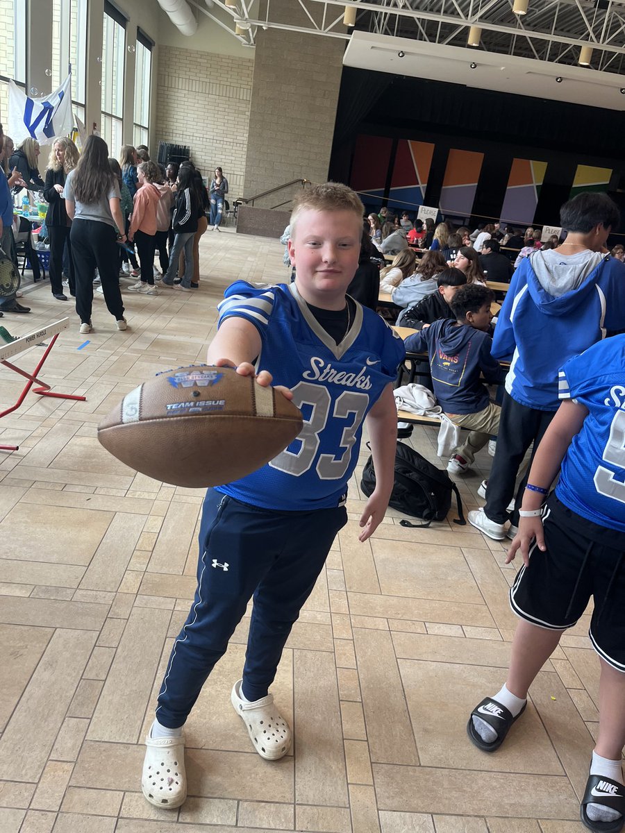 FBstreaks's tweet photo. Saw our future Streaks at CMS today! The future looks bright! @LetsGoStreaks https://t.co/6CfOJGBidL