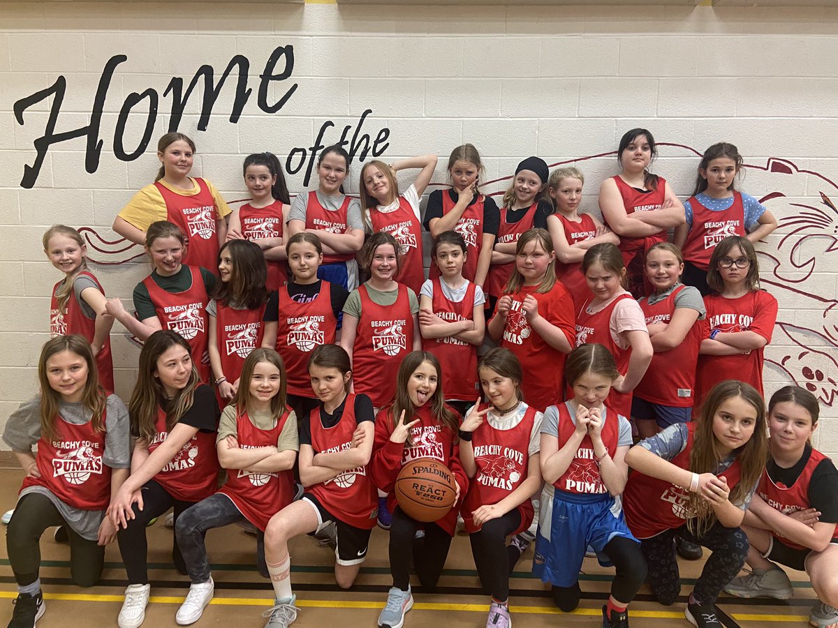 HDDawe's tweet image. Finished up the season with this amazing group of ballers 🏀⛹️‍♀️#pumabasketball 🏀 @beachycoveelem @mmewalsh @BCEKennedy @4FillierBCE @BCEWilson3
