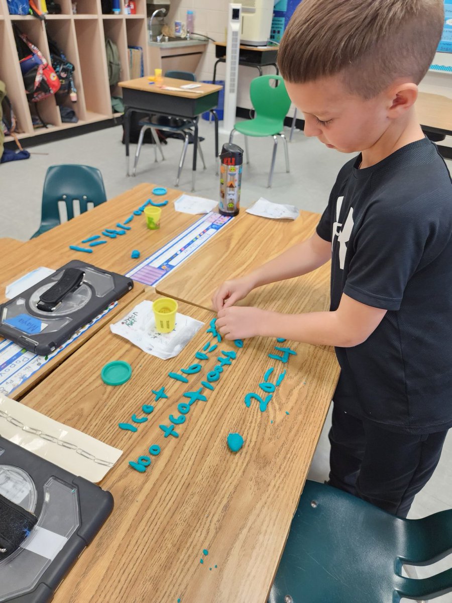 Jeanne Moylan tweet media