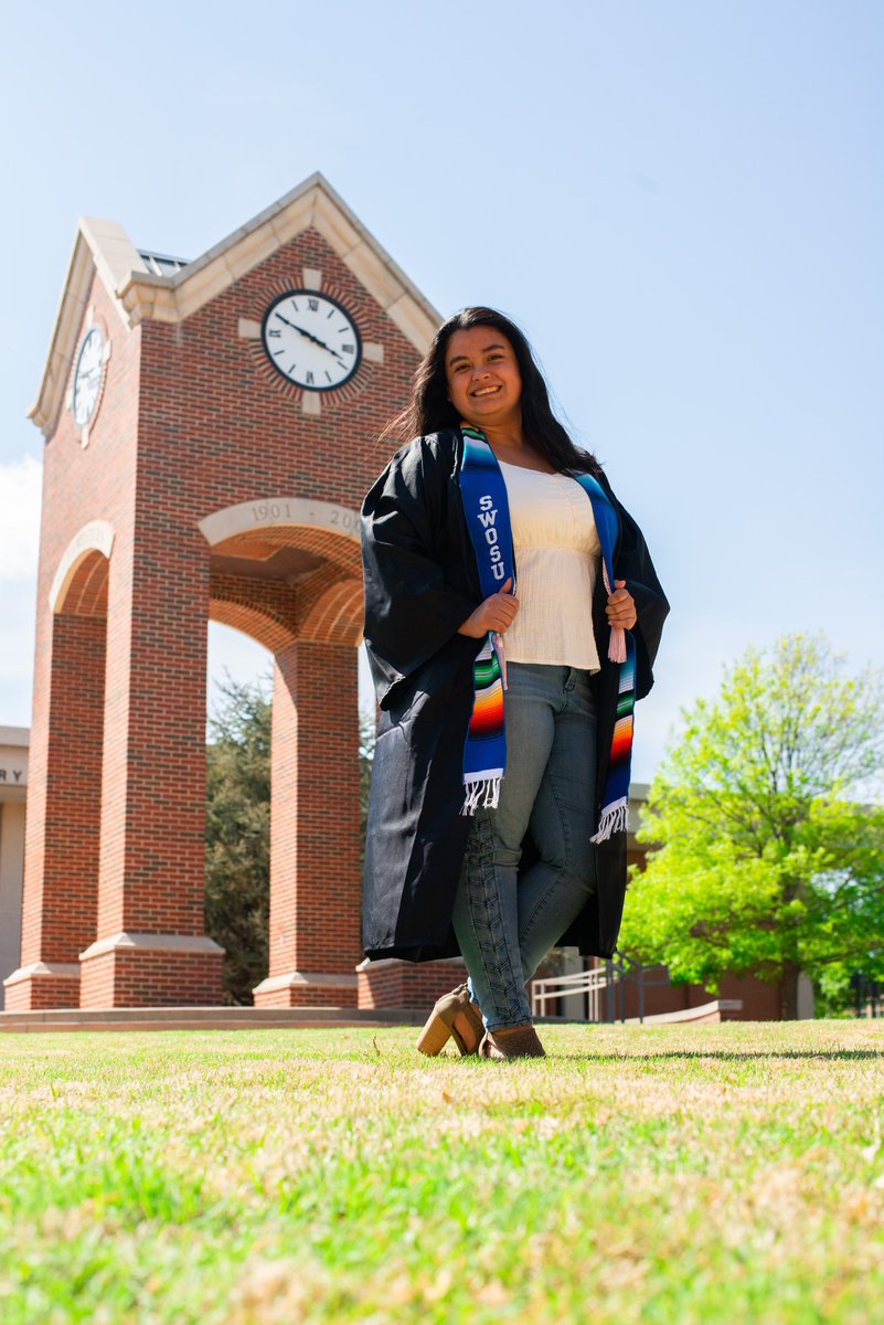 SWOSUHALO's tweet image. 🔹Senior Spotlight🔹️
✨️ALIYAH GUTIERREZ✨️
Major:Biomedical Science

She plans to attend surgical tech school in the fall @ Metro Tech in OKC. 

Benefit of joining SWOSU HALO? &quot;I got the opportunity to meet new people that I would see all around campus.&quot;

Congrats, Aliyah!