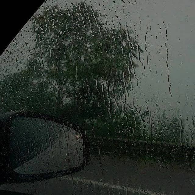 aestheticspost_'s tweet photo. the sound of rain https://t.co/BL84Mg1Enu