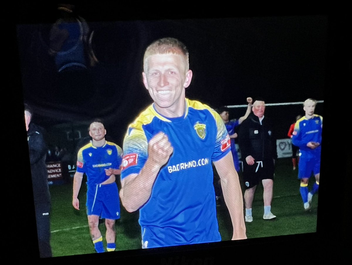 thejakewhiteley's tweet photo. What it meant to @SpaldingUnited tonight after they edged one mighty step closer to their dream of playing at #Step3 next season! A 2-1 win over @SportingKhalsa sees #TheTulips travel to face @halesowentownfc on Sat 29/4: KO 3.00pm!… #GoTulips https://t.co/gaw43ENOev