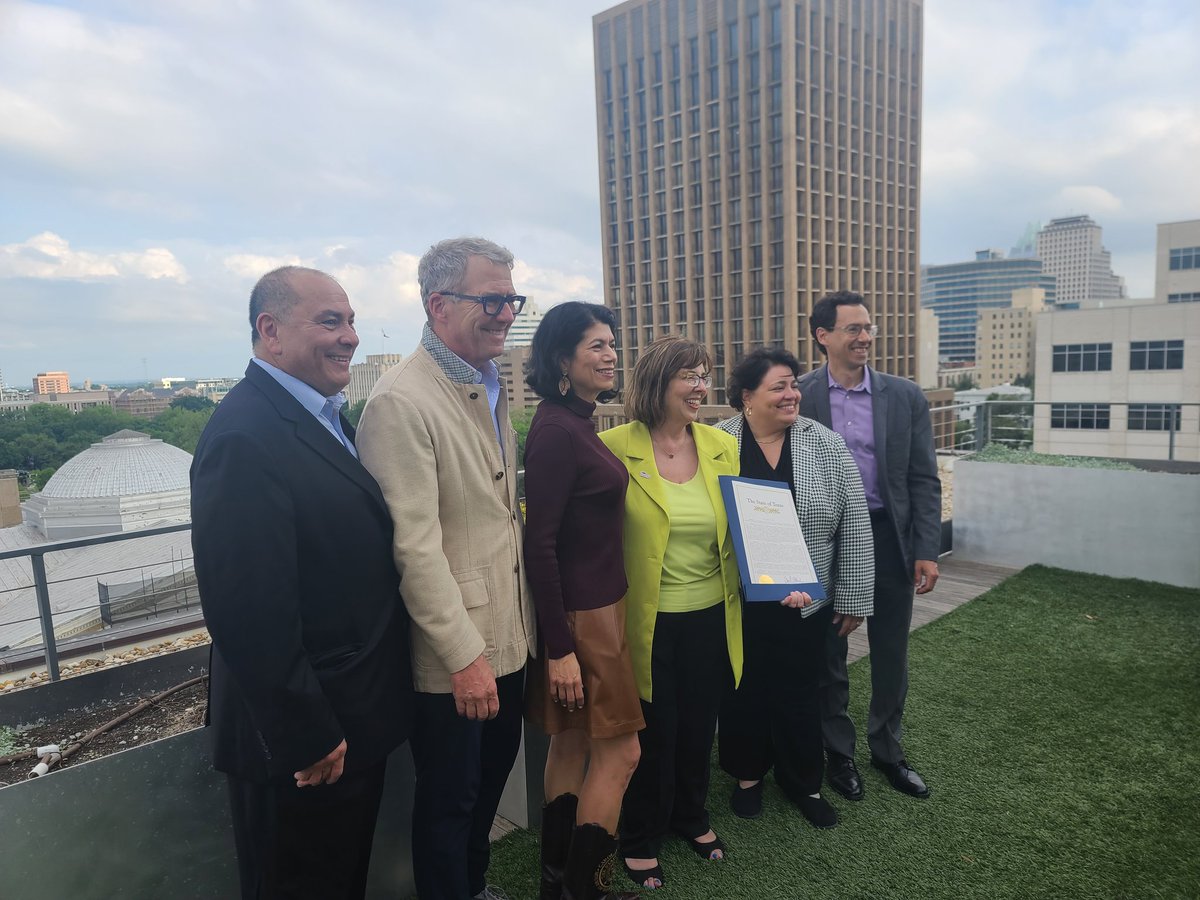 Nancy Lewin tweet media