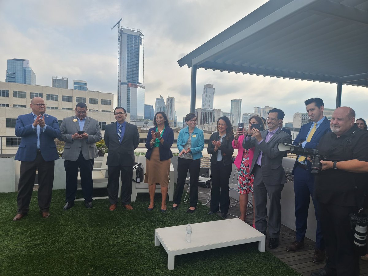 Nancy Lewin tweet media