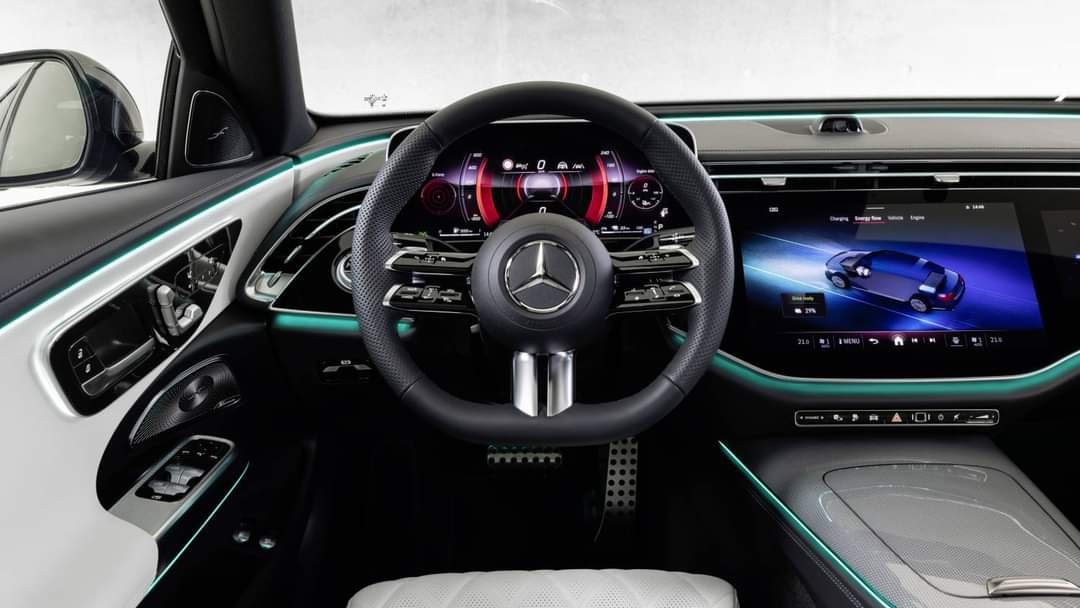 burutrad's tweet photo. NEW MERCEDES BENZ E-CLASS W214 DEBUT!! #MercedesBenz #Neweclass #W214 #Mercedes https://t.co/fzigagqEUO
